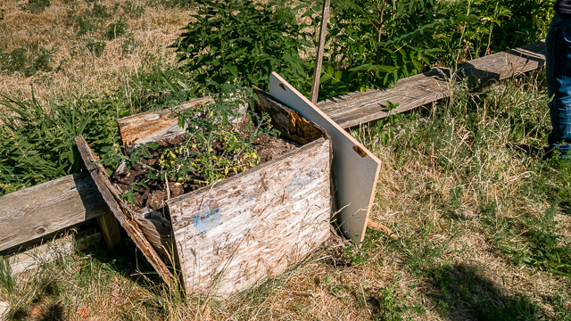 Broken planter to be replaces